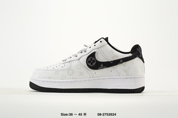 ナイキ靴側面デザイン